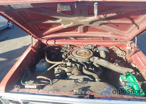 1990 Dodge D-Series D150S z USA, uszkodzony, nr VIN 1B7GE06Y3LS657431